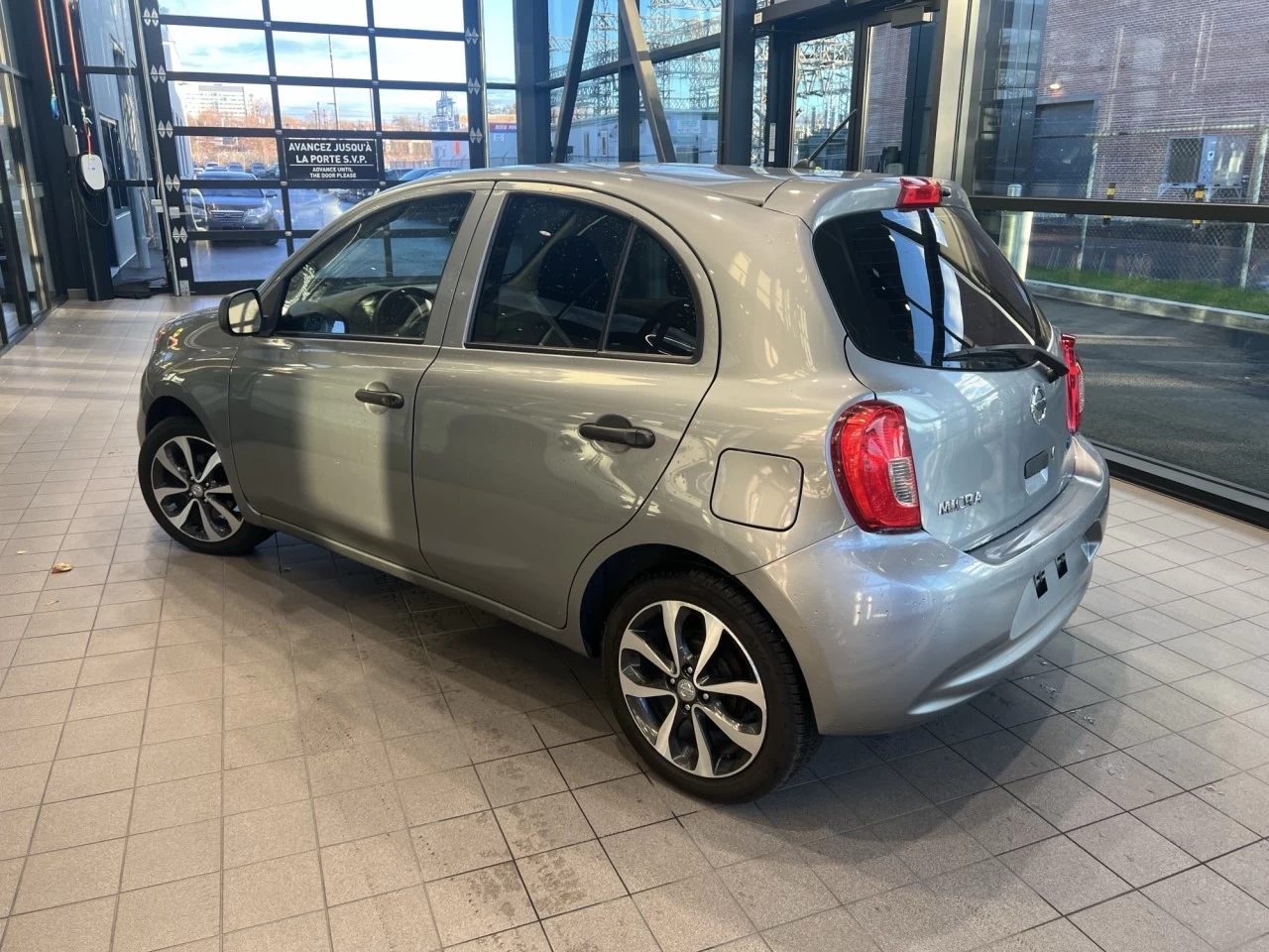 2015 Nissan Micra AUTOMATIC https://www.acuramontrealcentre.com/resize/b990ff35b810a3abc0cc817b2ca24889-1