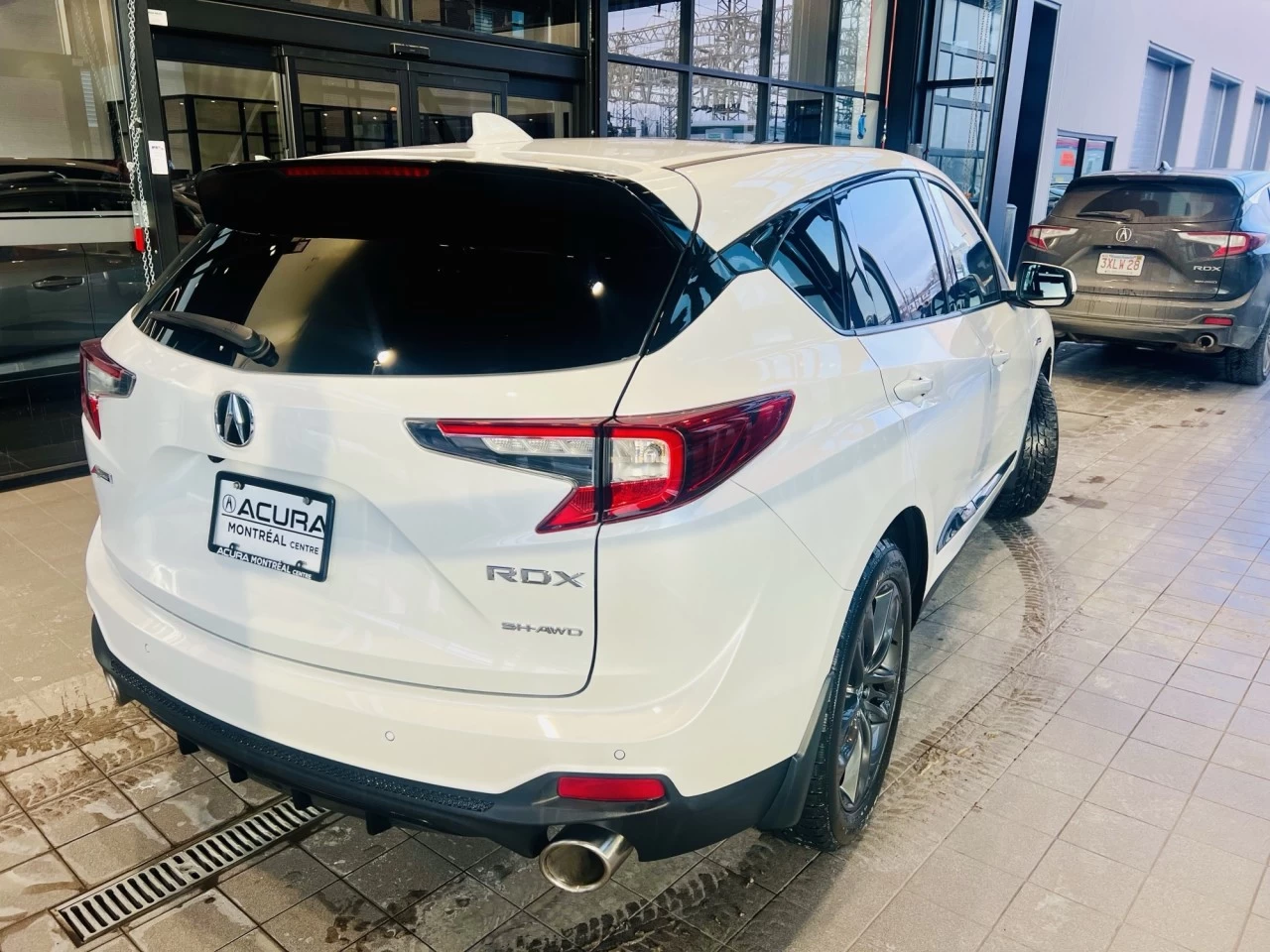 2023 Acura RDX A-Spec https://www.acuramontrealcentre.com/resize/b990ff35b810a3abc0cc817b2ca24889-1