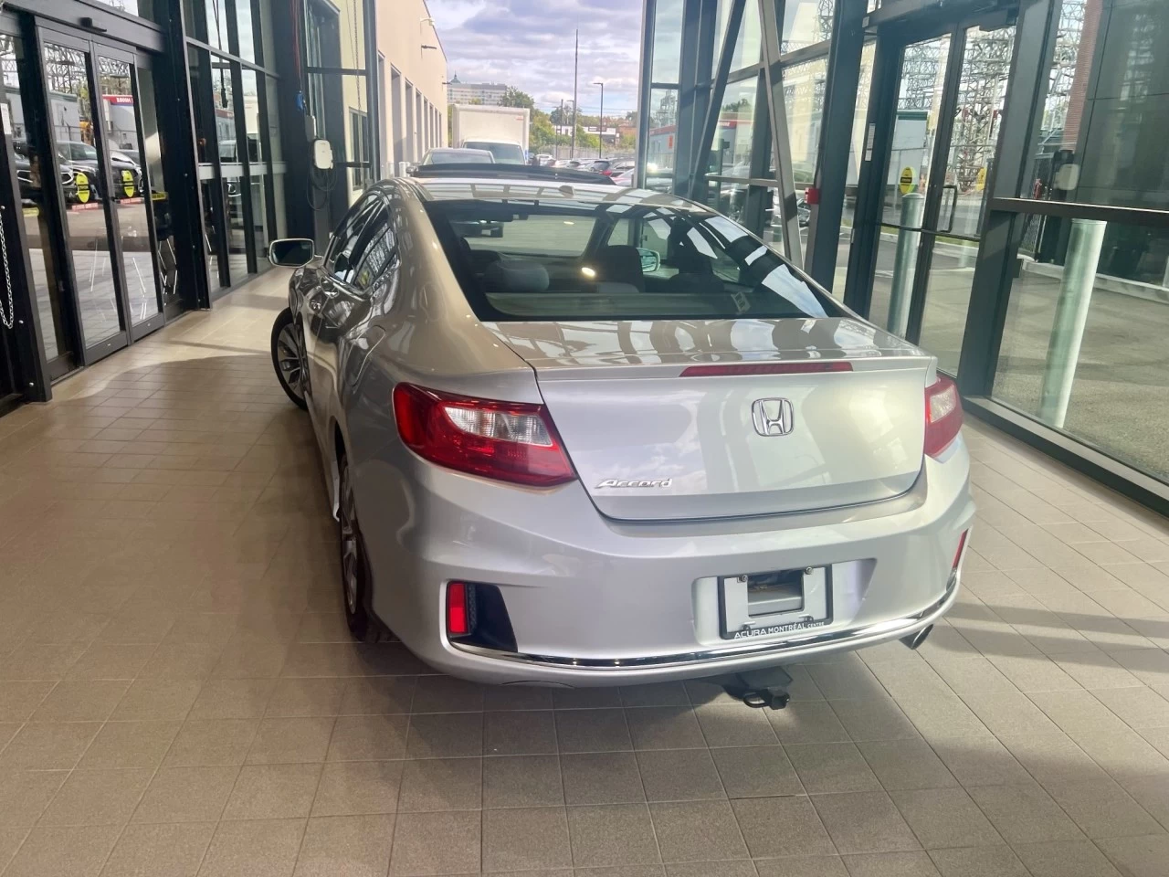 2013 Honda Accord EX https://www.acuramontrealcentre.com/resize/b990ff35b810a3abc0cc817b2ca24889-1