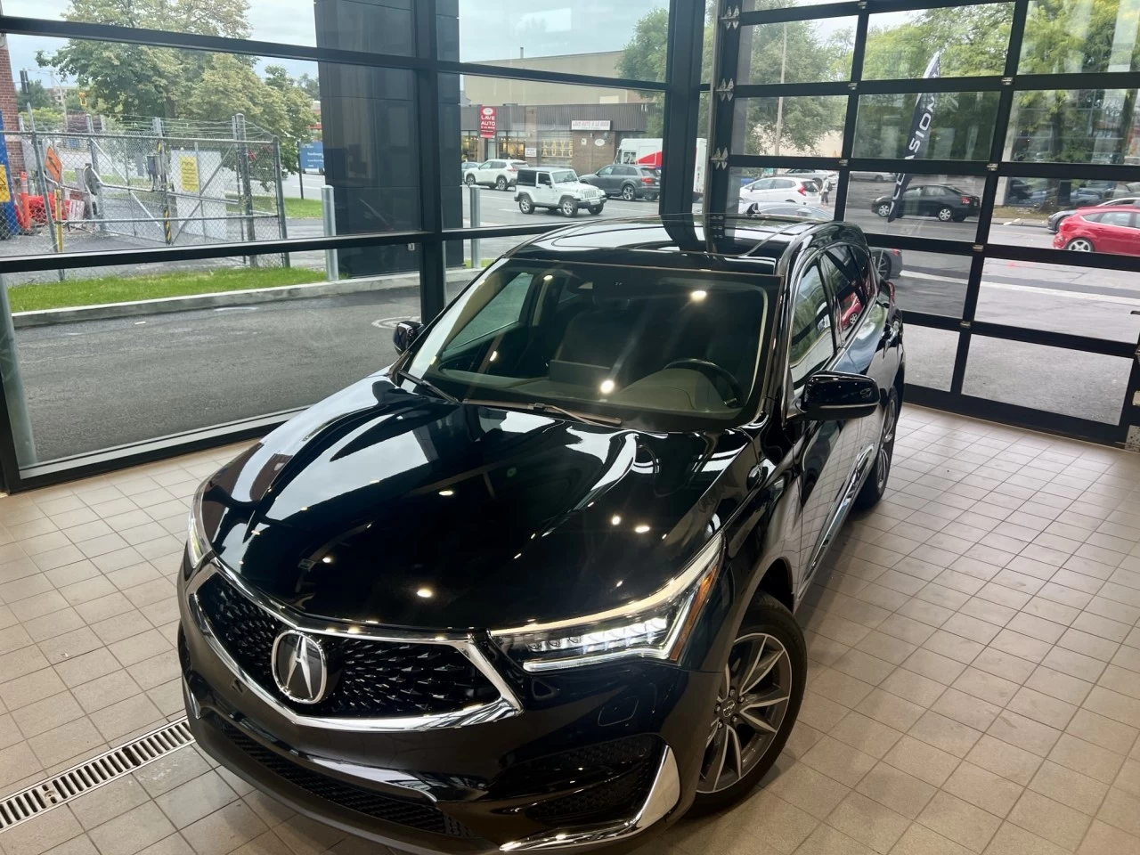 2021 Acura RDX Elite https://www.acuramontrealcentre.com/resize/b990ff35b810a3abc0cc817b2ca24889-1