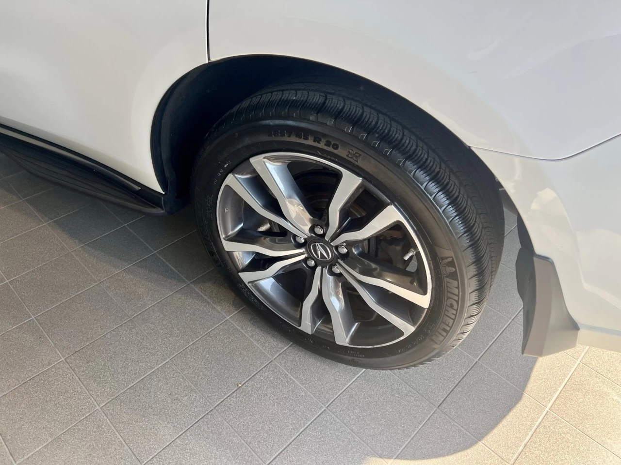 2020 Acura MDX Elite https://www.acuramontrealcentre.com/resize/b990ff35b810a3abc0cc817b2ca24889-1