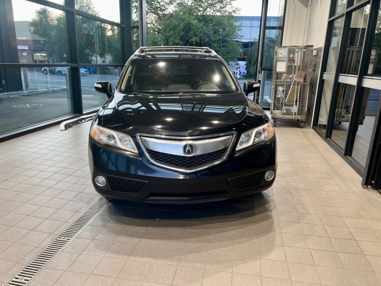 2015 Acura RDX Tech Pkg https://www.acuramontrealcentre.com/resize/b990ff35b810a3abc0cc817b2ca24889-1