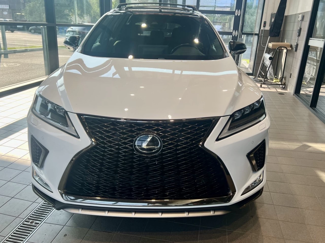 2020 Lexus RX350 RX 350 https://www.acuramontrealcentre.com/resize/b990ff35b810a3abc0cc817b2ca24889-1