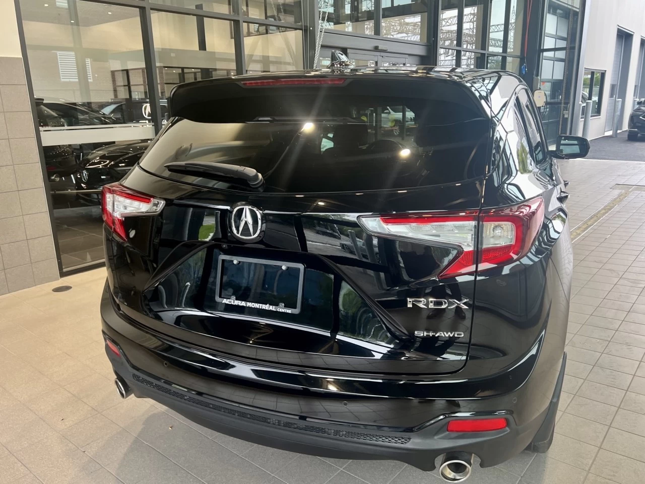 2021 Acura RDX Elite https://www.acuramontrealcentre.com/resize/b990ff35b810a3abc0cc817b2ca24889-1