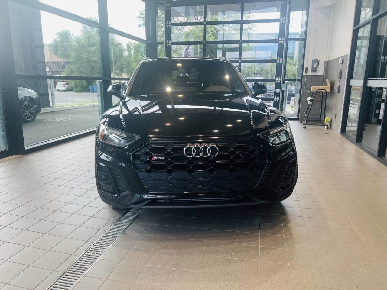 2021 Audi SQ5 Progressiv https://www.acuramontrealcentre.com/resize/b990ff35b810a3abc0cc817b2ca24889-1