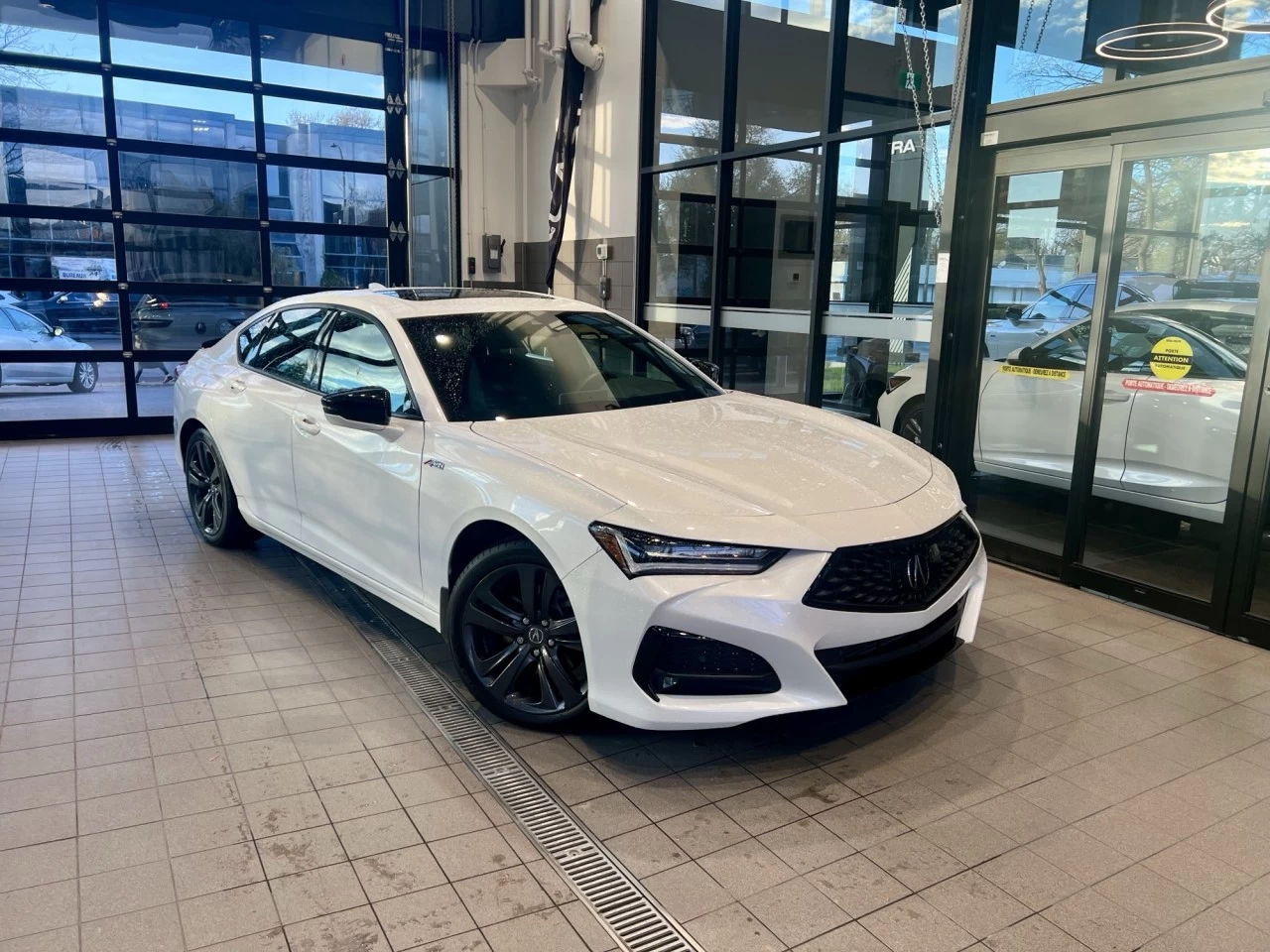 2021 Acura TLX A-Spec https://www.acuramontrealcentre.com/resize/b990ff35b810a3abc0cc817b2ca24889-1