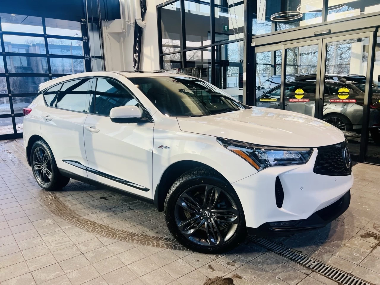 2023 Acura RDX A-Spec https://www.acuramontrealcentre.com/resize/b990ff35b810a3abc0cc817b2ca24889-1