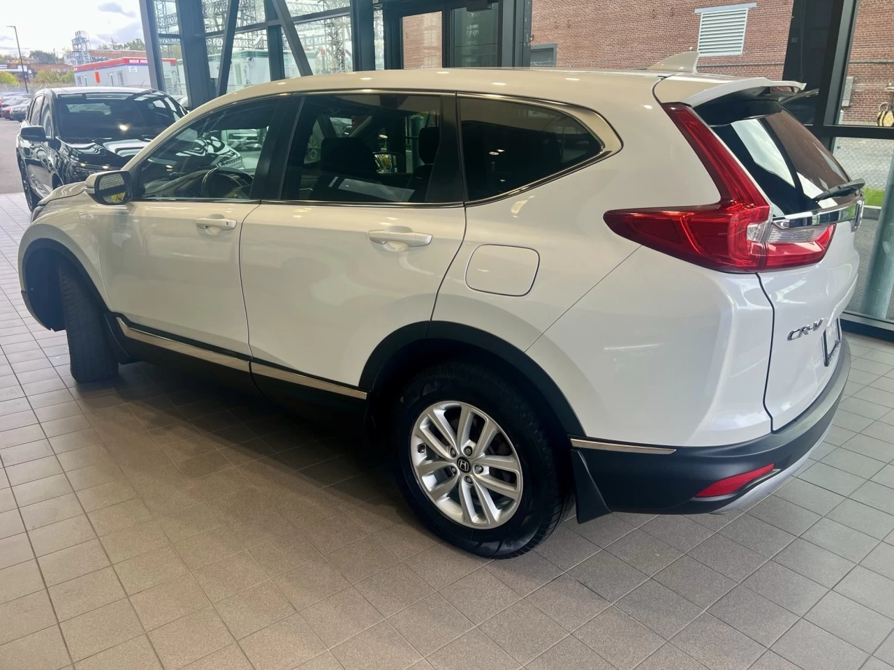 2018 Honda CR-V EX-L https://www.acuramontrealcentre.com/resize/b990ff35b810a3abc0cc817b2ca24889-1