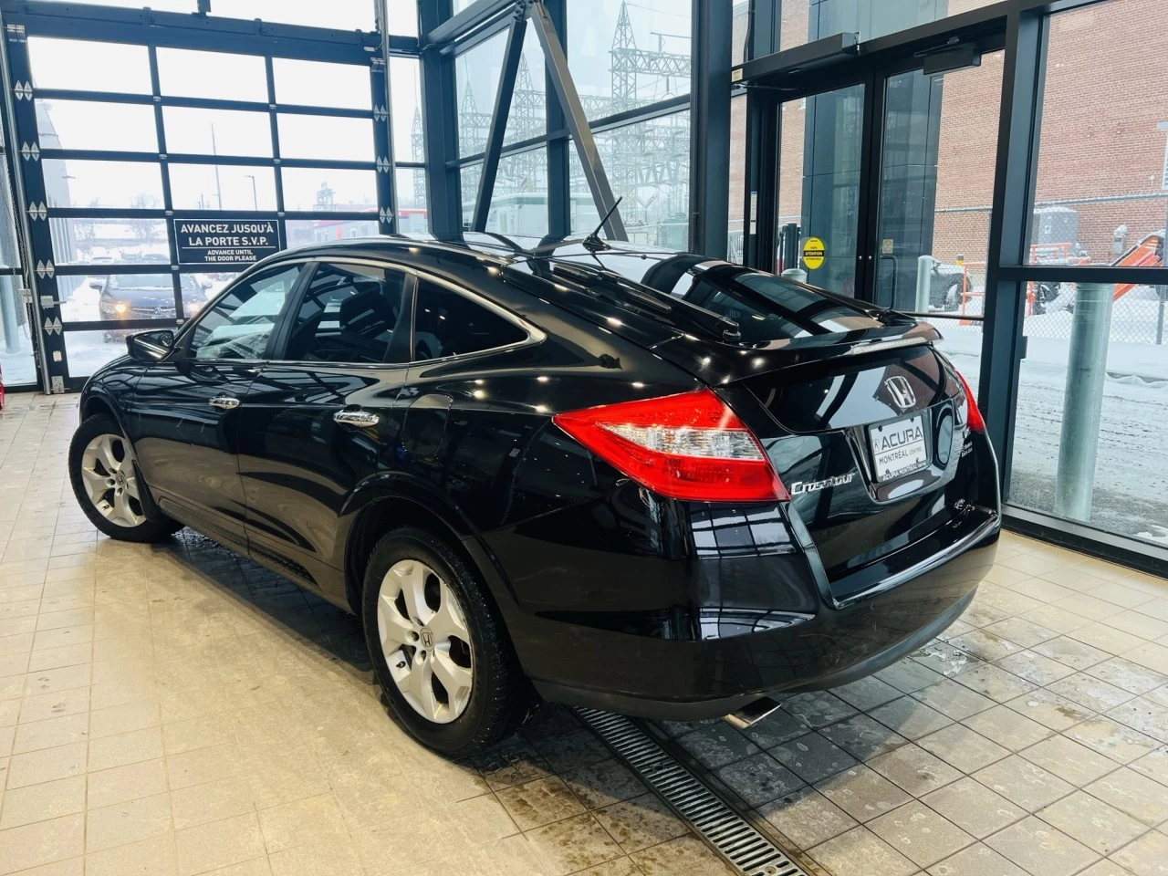 2012 Honda Crosstour EX-L https://www.acuramontrealcentre.com/resize/b990ff35b810a3abc0cc817b2ca24889-1