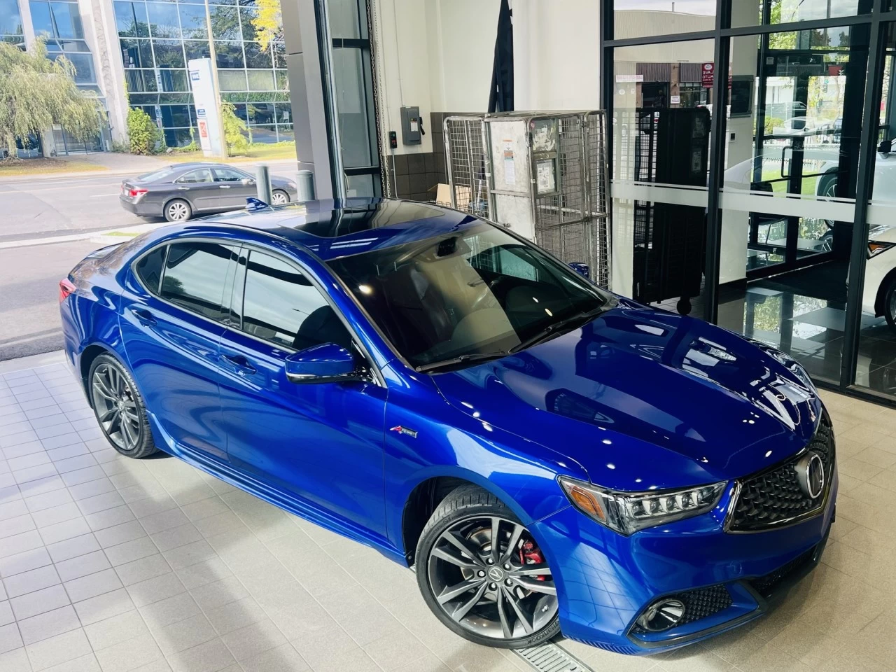 2020 Acura TLX Tech A-Spec https://www.acuramontrealcentre.com/resize/b990ff35b810a3abc0cc817b2ca24889-1