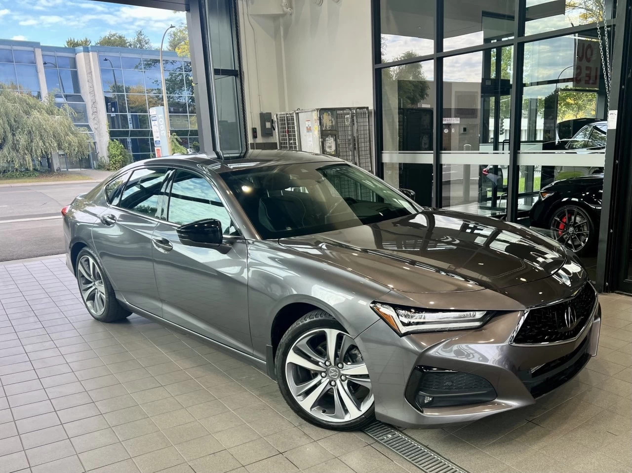 2021 Acura TLX Platinum Elite https://www.acuramontrealcentre.com/resize/b990ff35b810a3abc0cc817b2ca24889-1