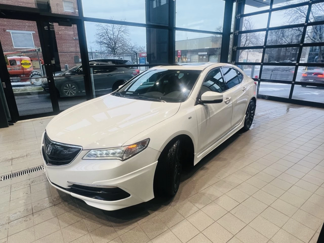 2016 Acura TLX V6 Tech https://www.acuramontrealcentre.com/resize/b990ff35b810a3abc0cc817b2ca24889-1