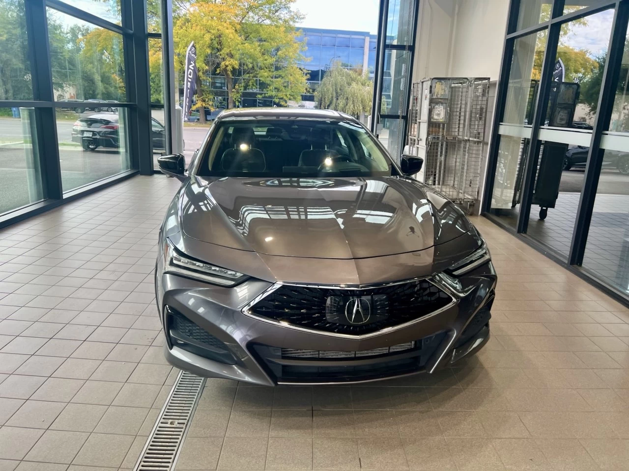 2021 Acura TLX Platinum Elite https://www.acuramontrealcentre.com/resize/b990ff35b810a3abc0cc817b2ca24889-1