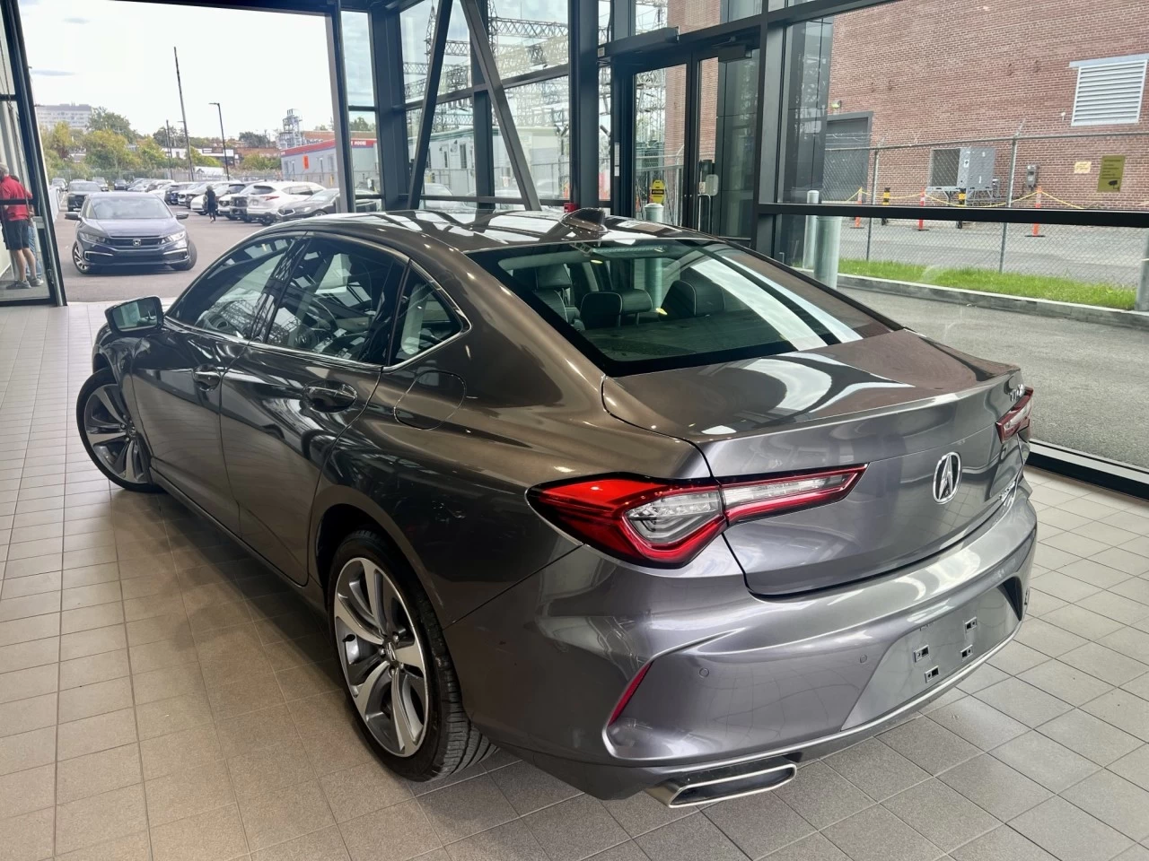 2021 Acura TLX Platinum Elite https://www.acuramontrealcentre.com/resize/b990ff35b810a3abc0cc817b2ca24889-1