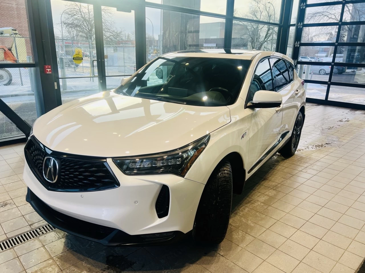 2023 Acura RDX A-Spec https://www.acuramontrealcentre.com/resize/b990ff35b810a3abc0cc817b2ca24889-1