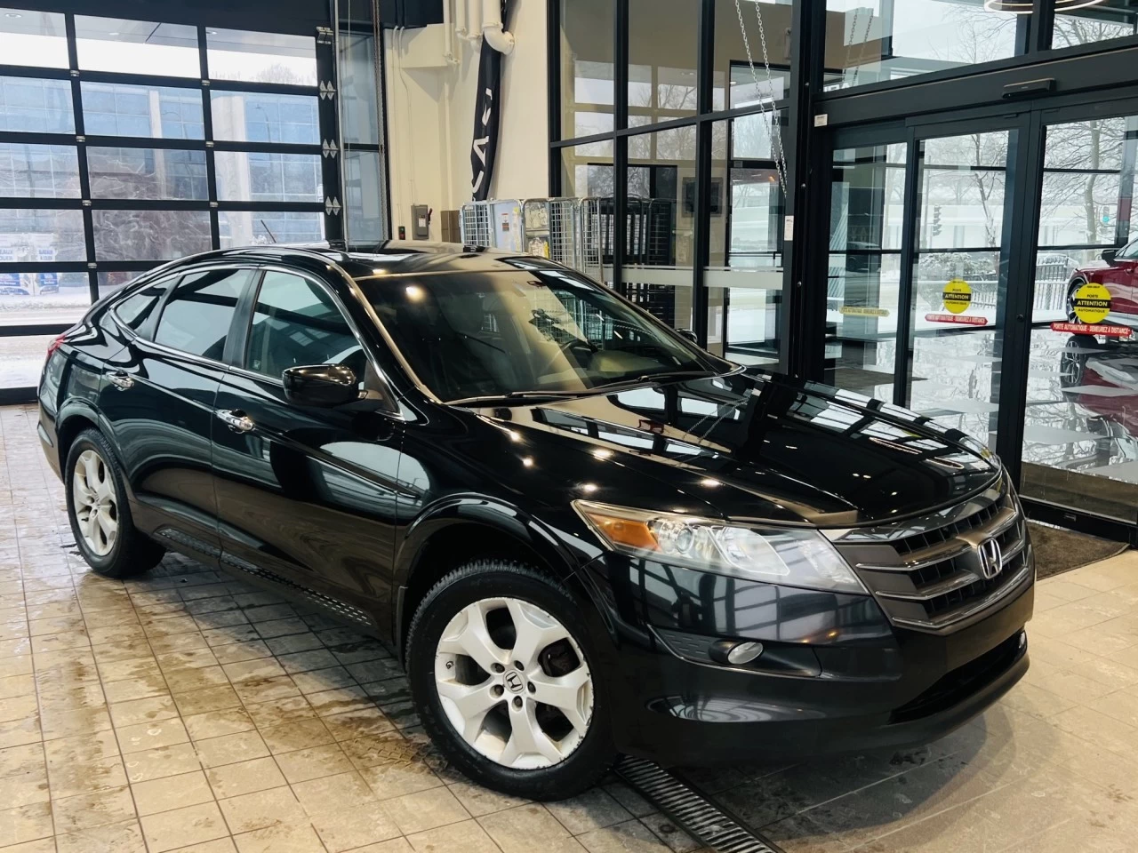 2012 Honda Crosstour EX-L https://www.acuramontrealcentre.com/resize/b990ff35b810a3abc0cc817b2ca24889-1