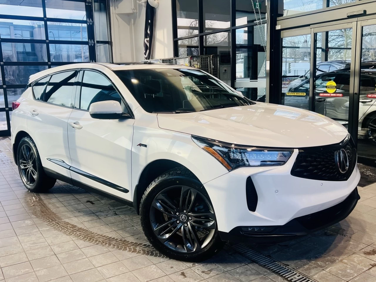 2023 Acura RDX A-Spec https://www.acuramontrealcentre.com/resize/b990ff35b810a3abc0cc817b2ca24889-1