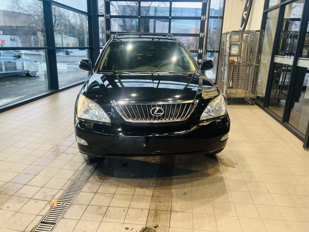 2009 Lexus RX350 4WD https://www.acuramontrealcentre.com/resize/b990ff35b810a3abc0cc817b2ca24889-1