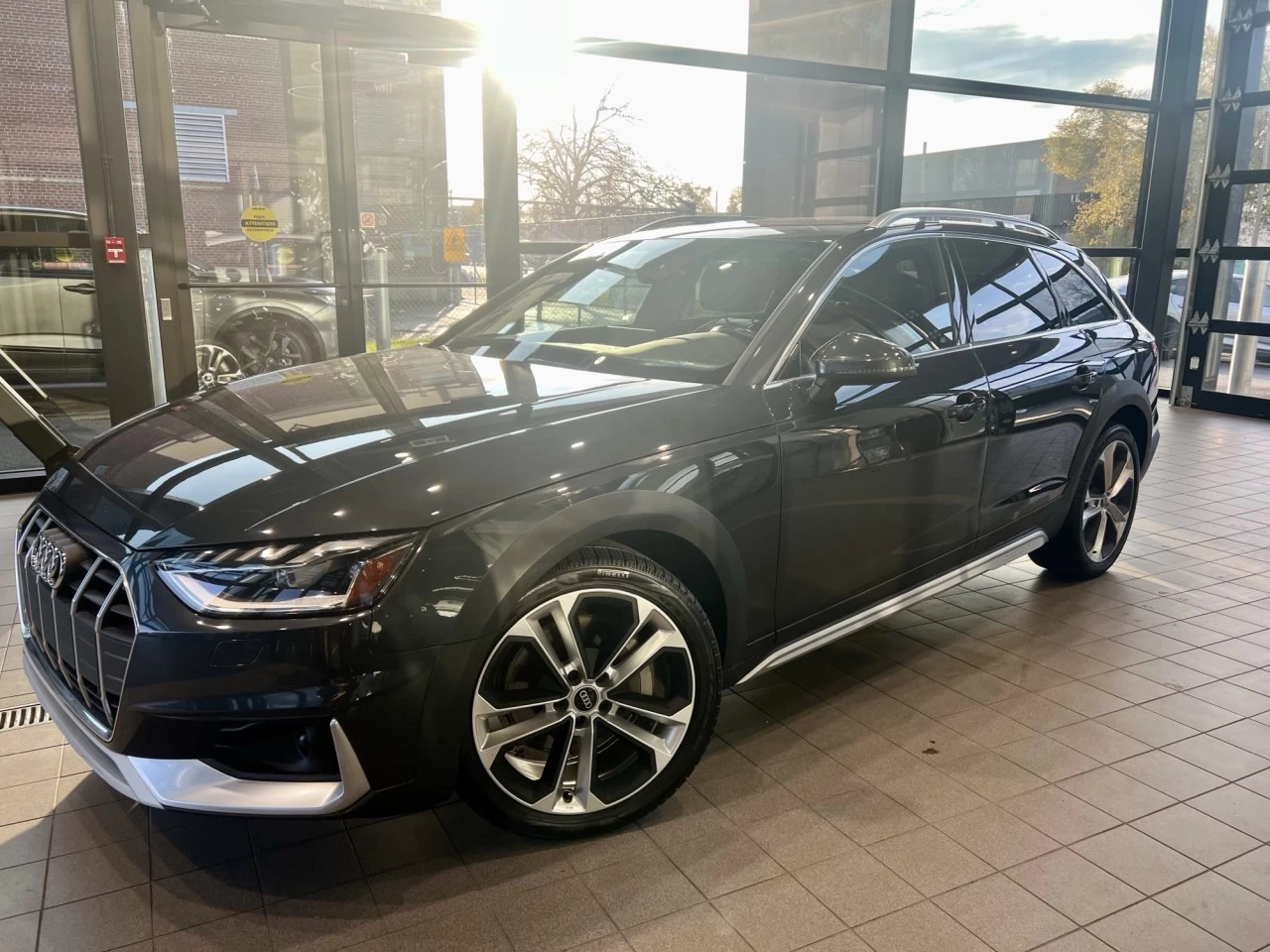 2021 Audi A4 allroad Technik https://www.acuramontrealcentre.com/resize/b990ff35b810a3abc0cc817b2ca24889-1