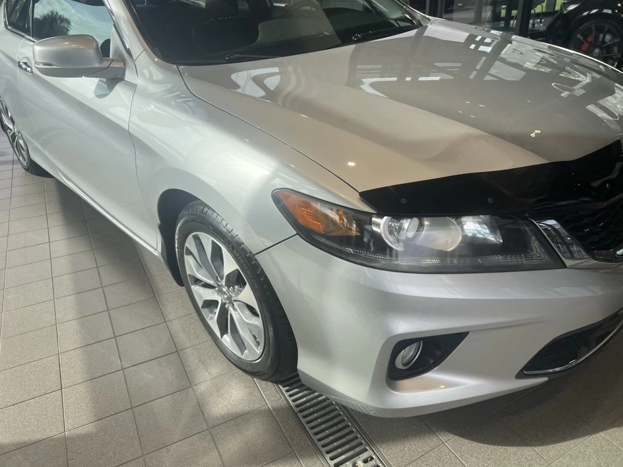 2013 Honda Accord EX https://www.acuramontrealcentre.com/resize/b990ff35b810a3abc0cc817b2ca24889-1