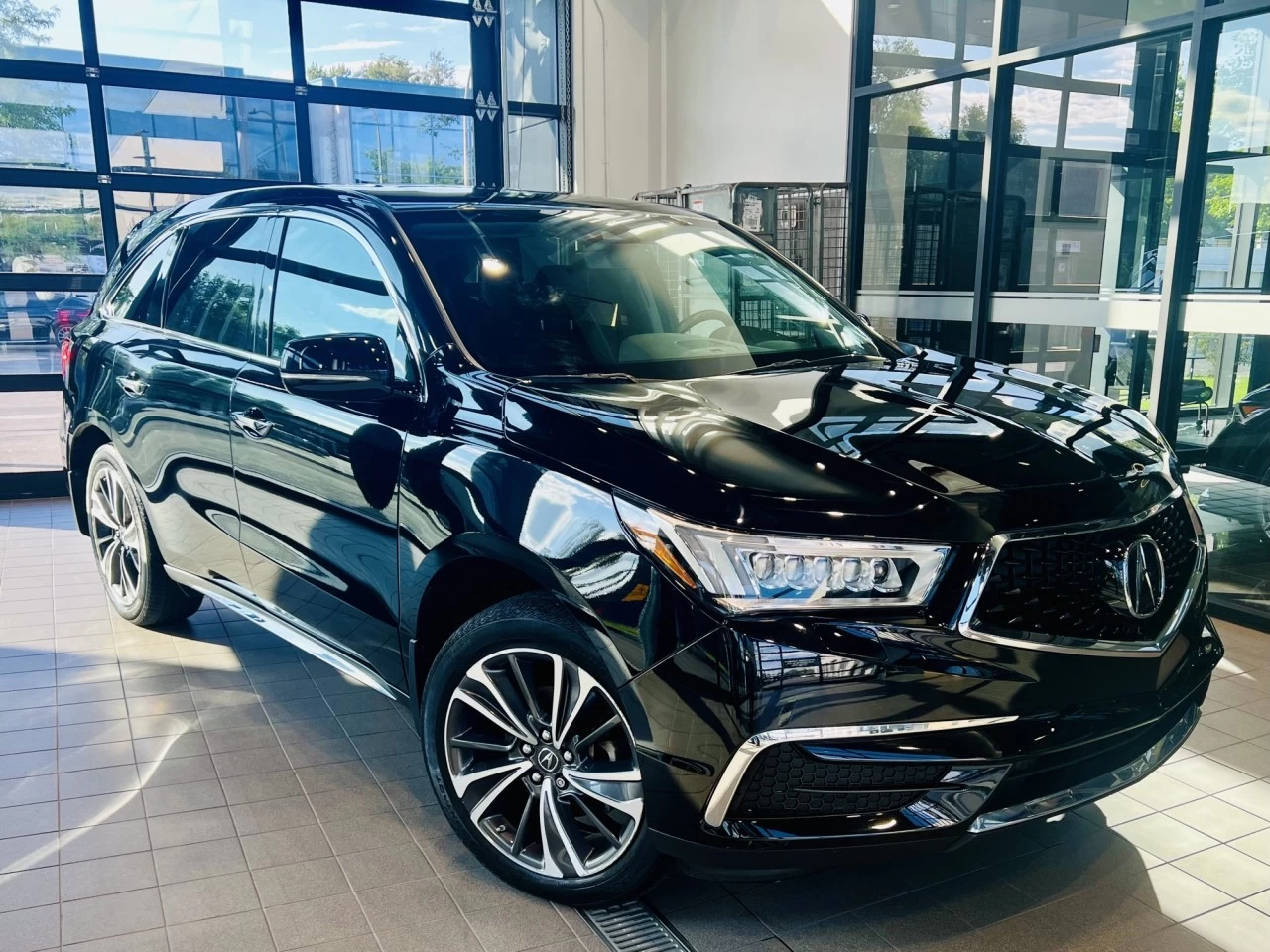 2020 Acura MDX Tech https://www.acuramontrealcentre.com/resize/b990ff35b810a3abc0cc817b2ca24889-1