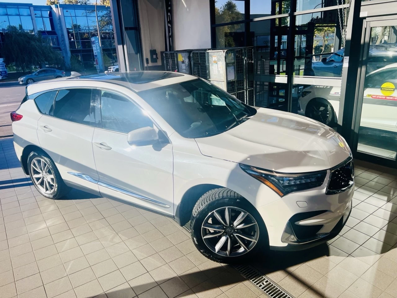 2021 Acura RDX Elite https://www.acuramontrealcentre.com/resize/b990ff35b810a3abc0cc817b2ca24889-1