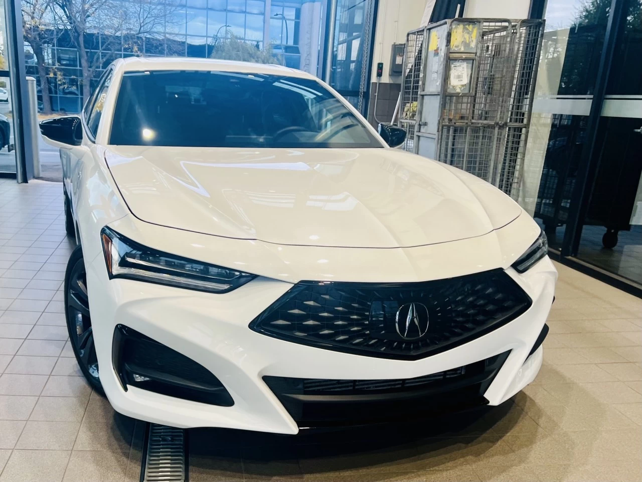 2023 Acura TLX A-Spec https://www.acuramontrealcentre.com/resize/b990ff35b810a3abc0cc817b2ca24889-1