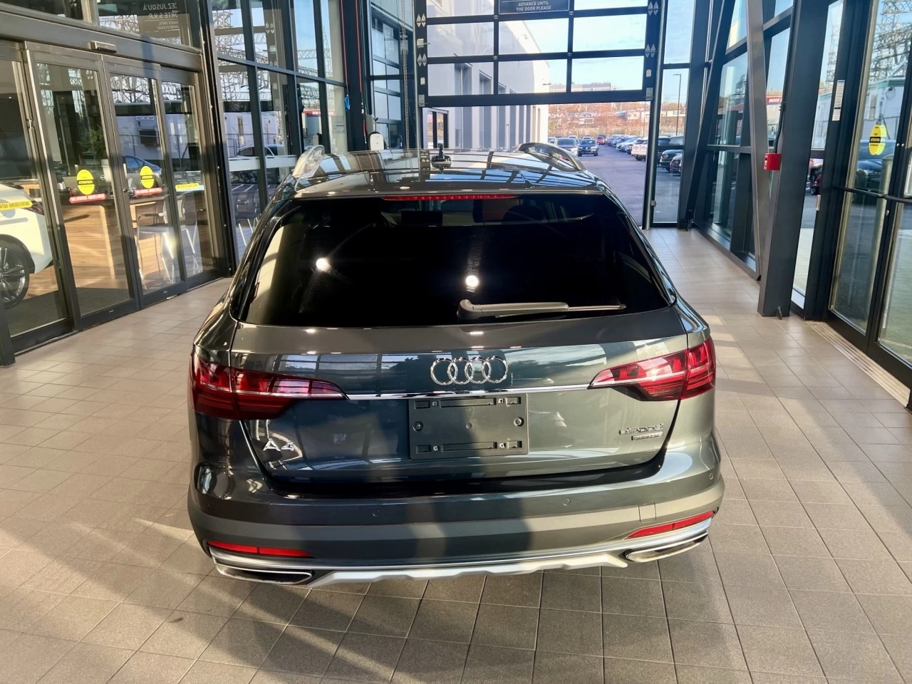 2021 Audi A4 allroad Technik https://www.acuramontrealcentre.com/resize/b990ff35b810a3abc0cc817b2ca24889-1