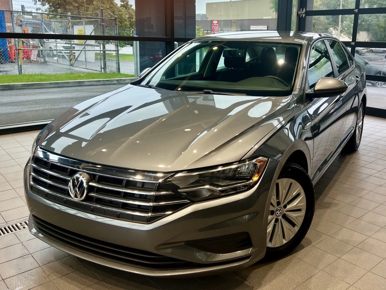 2019 Volkswagen Jetta Comfortline https://www.acuramontrealcentre.com/resize/b990ff35b810a3abc0cc817b2ca24889-1