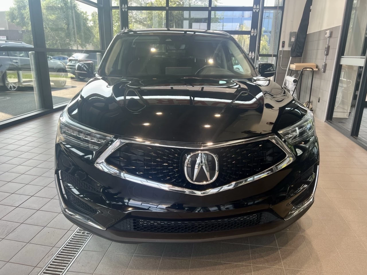 2021 Acura RDX Elite https://www.acuramontrealcentre.com/resize/b990ff35b810a3abc0cc817b2ca24889-1