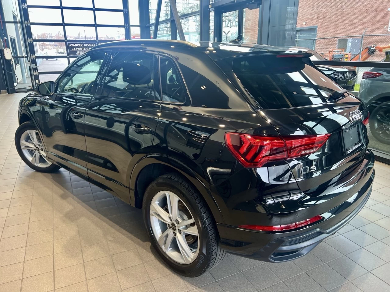 2021 Audi Q3 Progressiv https://www.acuramontrealcentre.com/resize/b990ff35b810a3abc0cc817b2ca24889-1