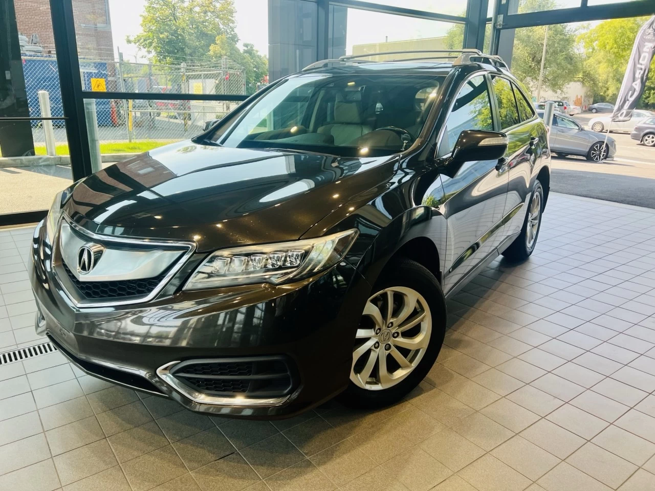 2016 Acura RDX AWD https://www.acuramontrealcentre.com/resize/b990ff35b810a3abc0cc817b2ca24889-1