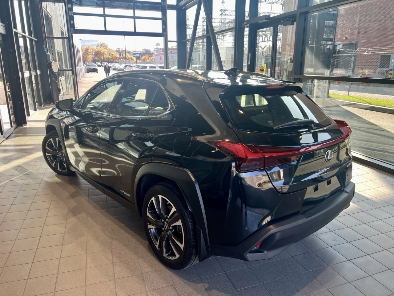 2020 Lexus UX250h UX 250h https://www.acuramontrealcentre.com/resize/b990ff35b810a3abc0cc817b2ca24889-1