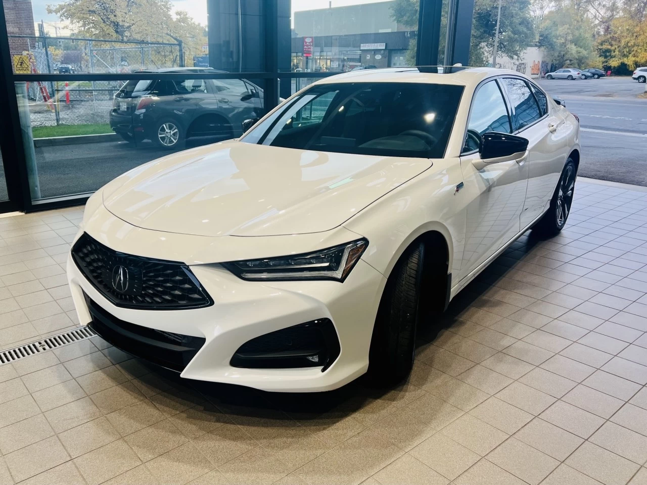 2023 Acura TLX A-Spec https://www.acuramontrealcentre.com/resize/b990ff35b810a3abc0cc817b2ca24889-1