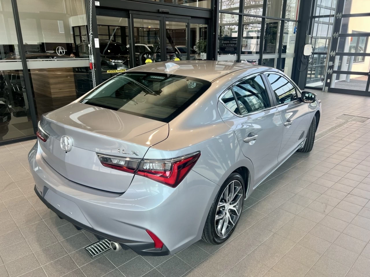 2020 Acura ILX Premium https://www.acuramontrealcentre.com/resize/b990ff35b810a3abc0cc817b2ca24889-1