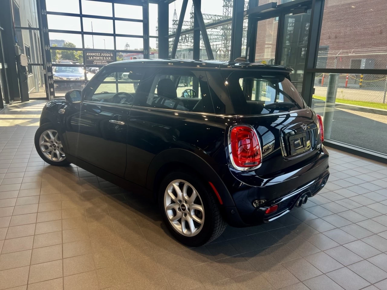 2019 Mini Cooper Cooper S https://www.acuramontrealcentre.com/resize/b990ff35b810a3abc0cc817b2ca24889-1