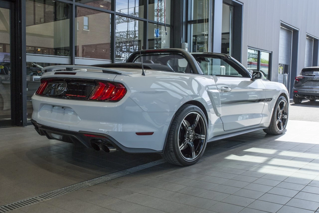 2021 Ford Mustang GT Premium https://www.acuramontrealcentre.com/resize/b990ff35b810a3abc0cc817b2ca24889-1