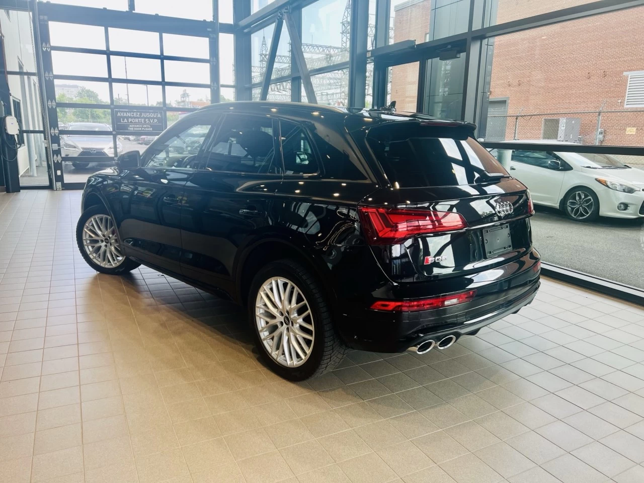 2021 Audi SQ5 Progressiv https://www.acuramontrealcentre.com/resize/b990ff35b810a3abc0cc817b2ca24889-1