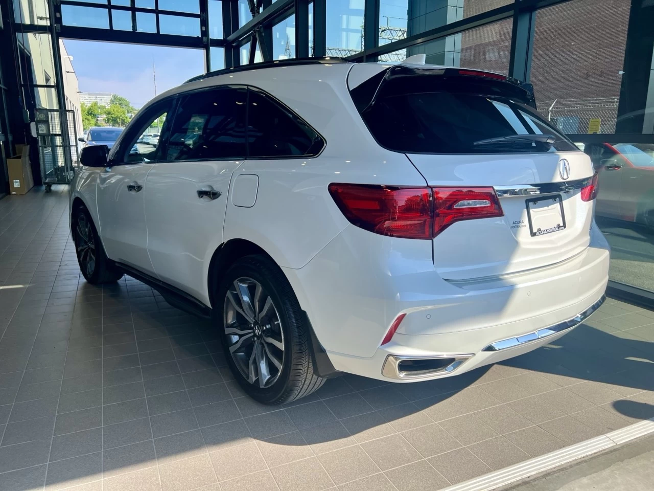 2020 Acura MDX Elite https://www.acuramontrealcentre.com/resize/b990ff35b810a3abc0cc817b2ca24889-1