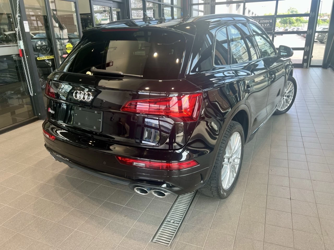 2021 Audi SQ5 Progressiv https://www.acuramontrealcentre.com/resize/b990ff35b810a3abc0cc817b2ca24889-1