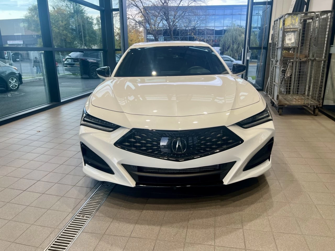 2023 Acura TLX A-Spec https://www.acuramontrealcentre.com/resize/b990ff35b810a3abc0cc817b2ca24889-1