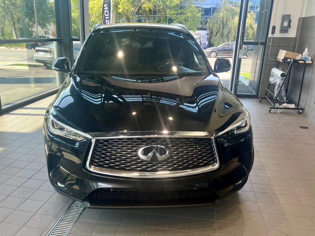 2021 INFINITI QX50 Sensory https://www.acuramontrealcentre.com/resize/b990ff35b810a3abc0cc817b2ca24889-1