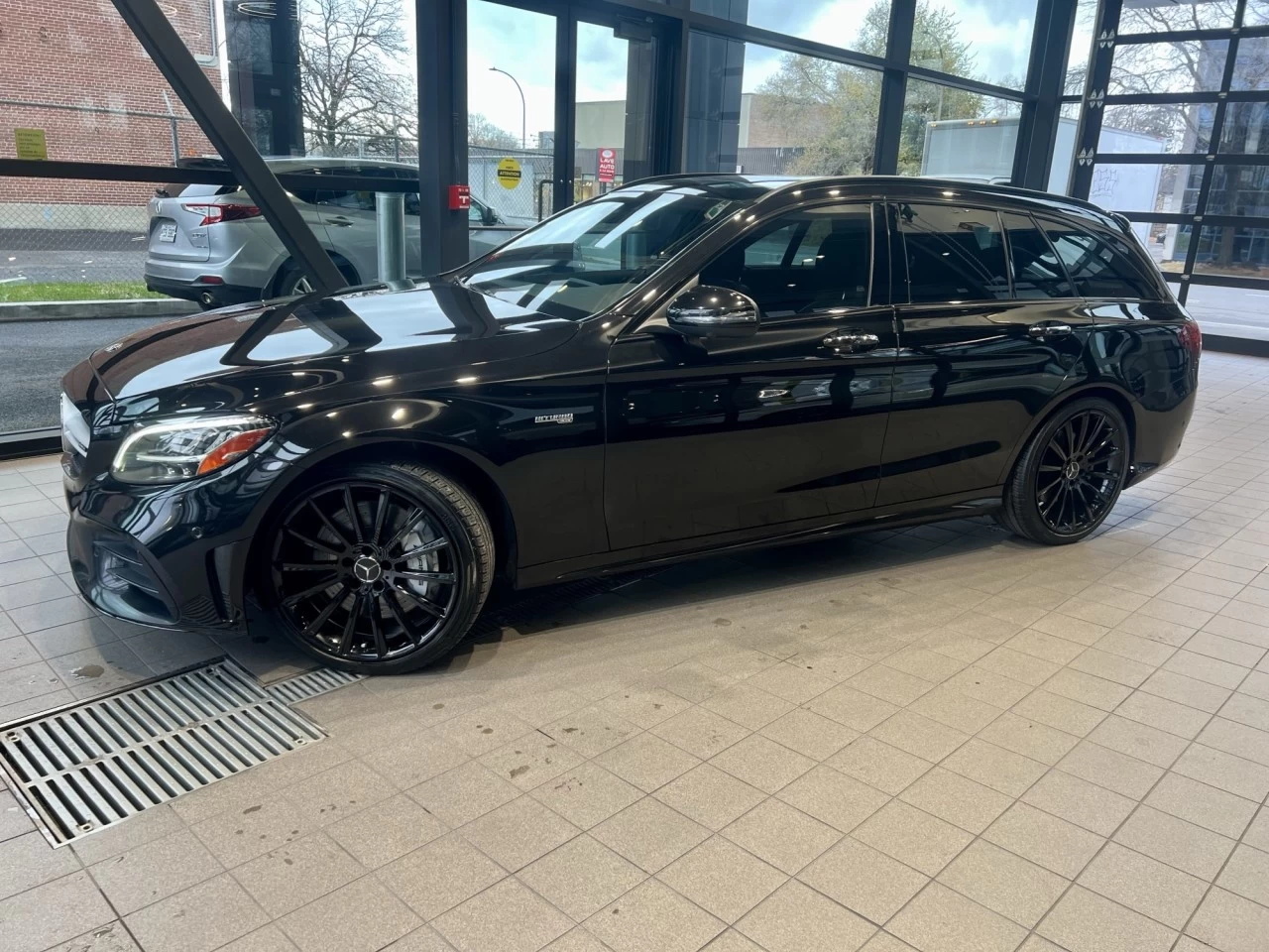 2019 Mercedes-Benz C43 AMG AMG C 43 https://www.acuramontrealcentre.com/resize/b990ff35b810a3abc0cc817b2ca24889-1