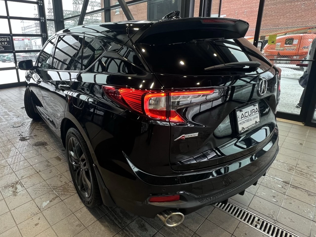 2023 Acura RDX A-Spec https://www.acuramontrealcentre.com/resize/b990ff35b810a3abc0cc817b2ca24889-1