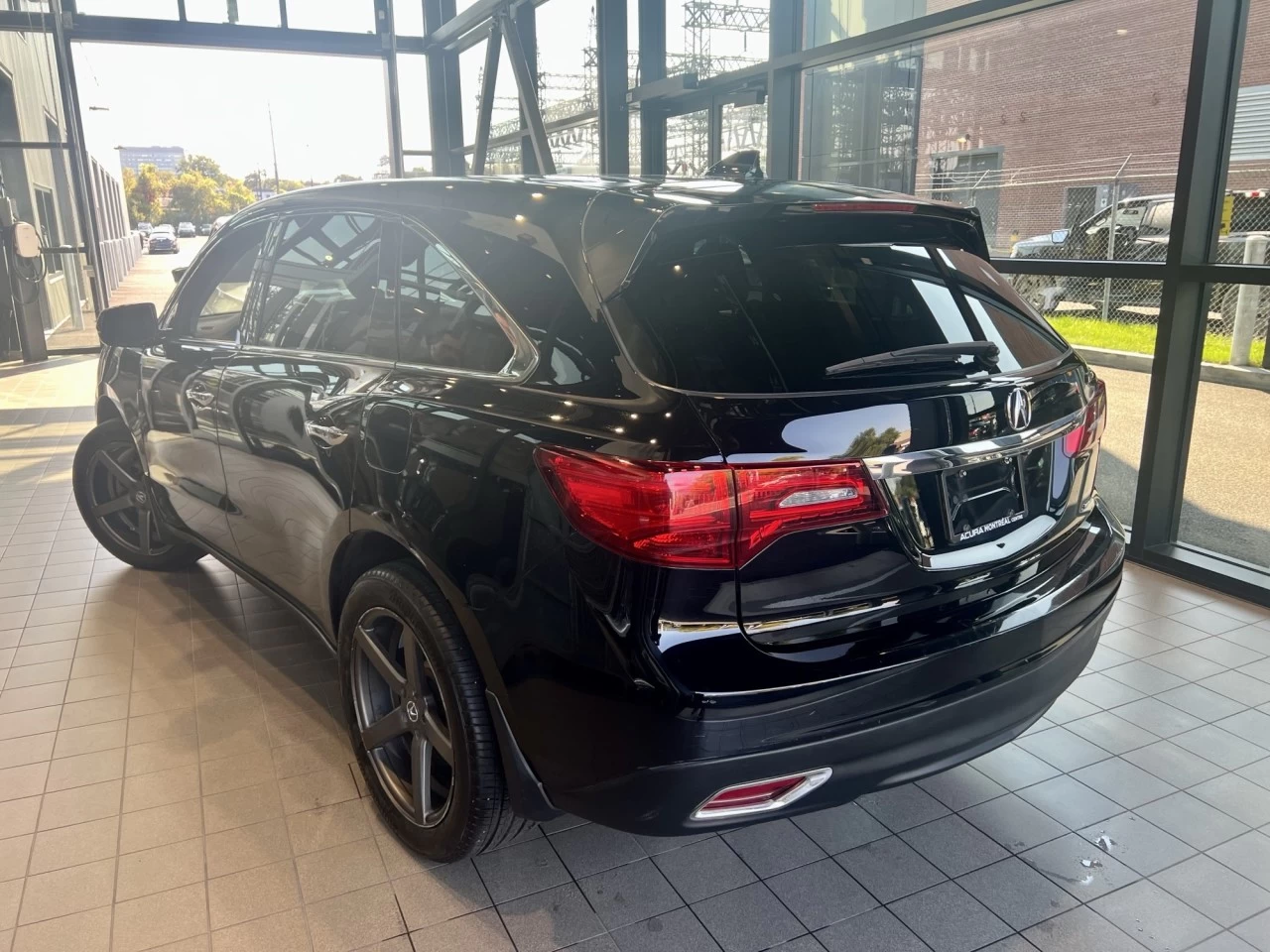 2015 Acura MDX Tech Pkg https://www.acuramontrealcentre.com/resize/b990ff35b810a3abc0cc817b2ca24889-1