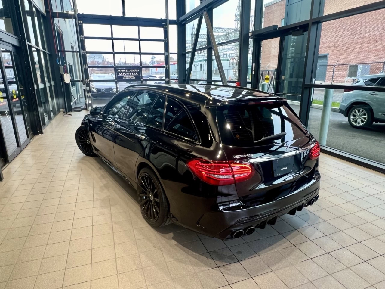 2019 Mercedes-Benz C43 AMG AMG C 43 https://www.acuramontrealcentre.com/resize/b990ff35b810a3abc0cc817b2ca24889-1