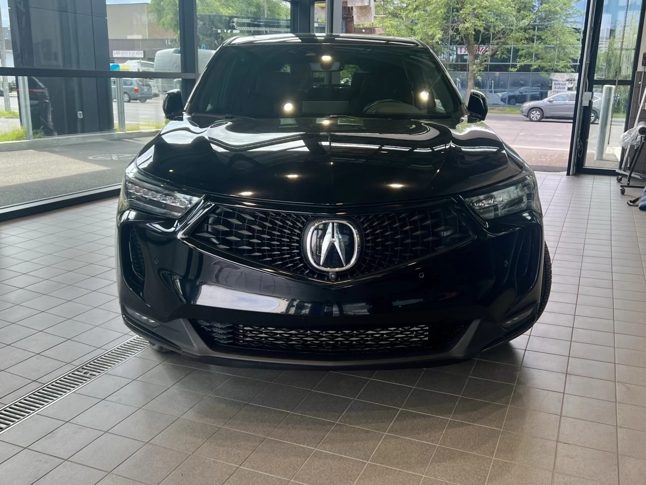 2023 Acura RDX Platinum Elite A-Spec https://www.acuramontrealcentre.com/resize/b990ff35b810a3abc0cc817b2ca24889-1