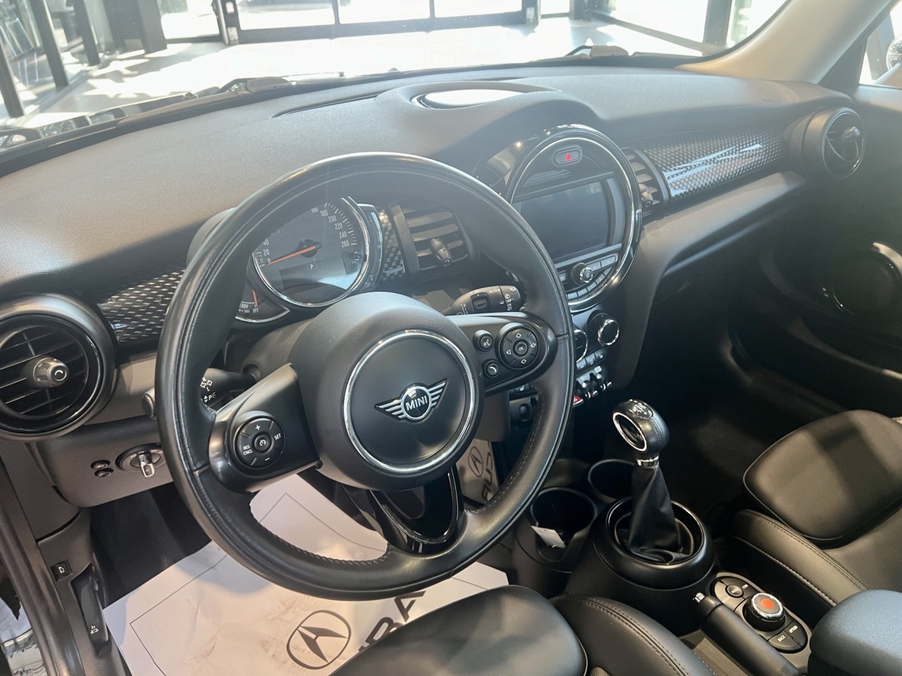 2019 Mini Cooper Cooper S Main Image