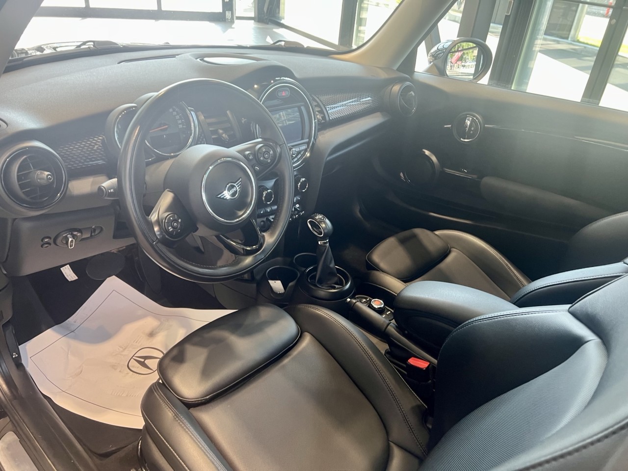 2019 Mini Cooper Cooper S Main Image